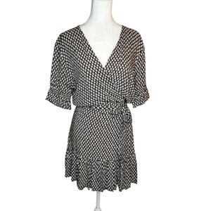 Stillwater Black and White Floral Wrap Dress Size Small